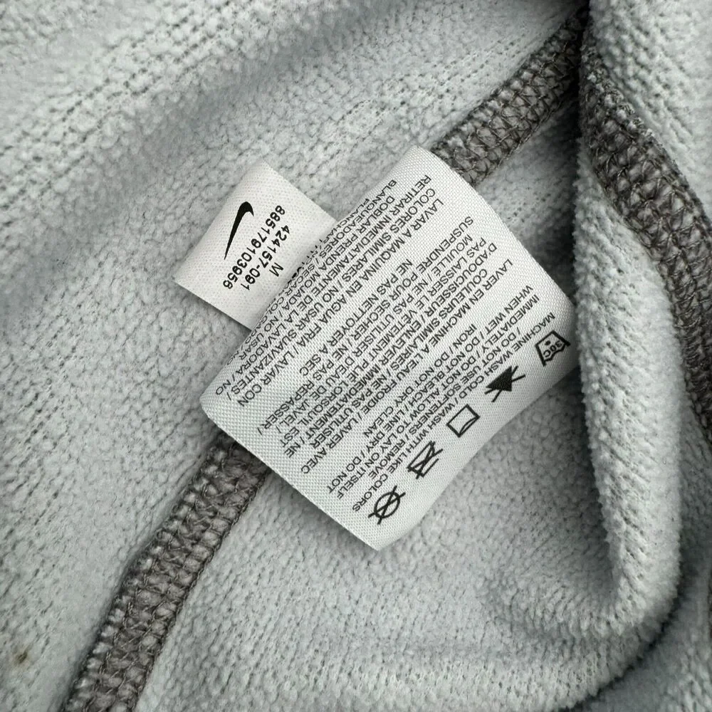 Nike no holes